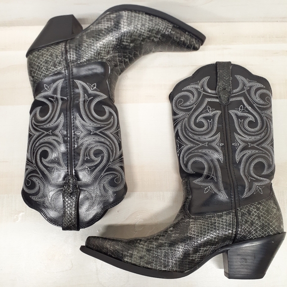Durango Crush Western Scallop Faux Snake Boots Women's 9.5 M Black - Picture 4 of 10